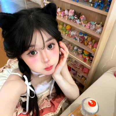 花花公子之千面女陪游